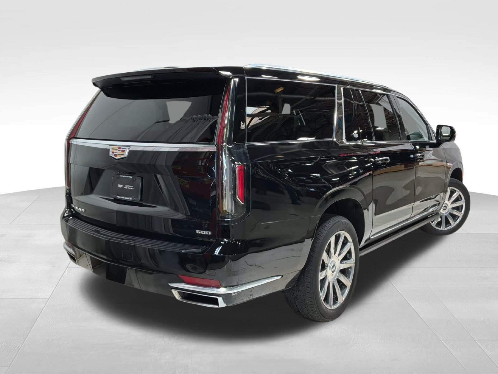 Used 2023 Cadillac Escalade ESV Premium Luxury Platinum AWD/4WD image 5