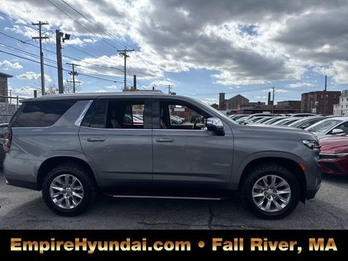 Used 2021 Chevrolet Tahoe Premier image 3