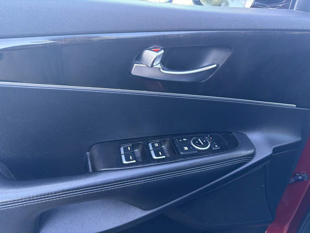 Used 2016 Kia Sorento FWD w/ LX Convenience Package image 39