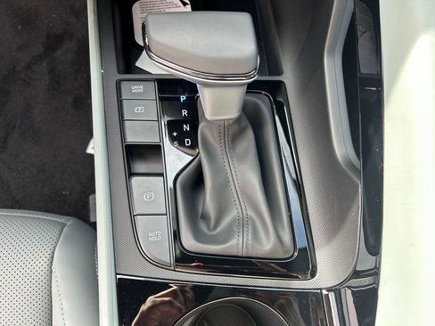 New 2026 Hyundai Elantra Limited w/ Cargo Package FWD image 24