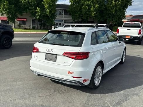 Used 2018 Audi A3 e-tron Premium Plus w/ Technology Package FWD image 8