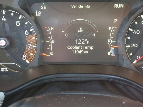 Used 2024 Jeep Compass Limited image 19