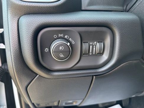 New 2026 RAM 2500 Laramie AWD/4WD image 29