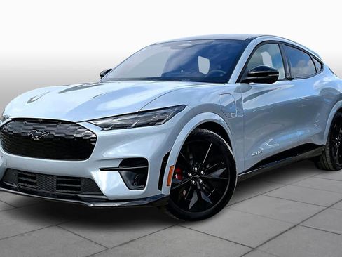 Used 2025 Ford Mustang Mach-E GT image 34