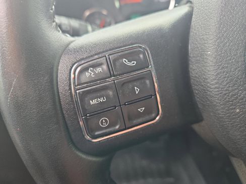 Used 2017 Jeep Wrangler Unlimited Sahara w/ Max Tow Package image 27