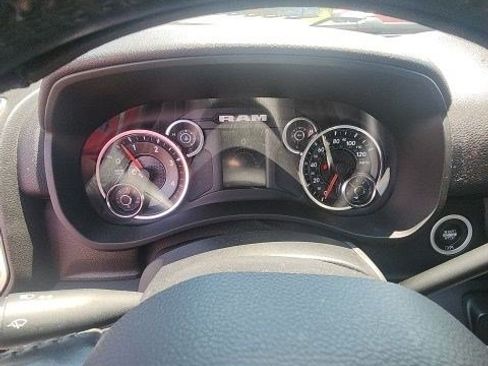Used 2021 RAM 2500 Big Horn w/ Level 1 Equipment Group AWD/4WD image 28