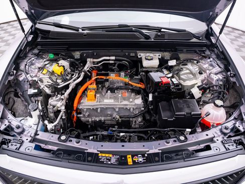 Certified 2025 Cadillac Lyriq Luxury w/ LPO, Floor Liner Package image 36