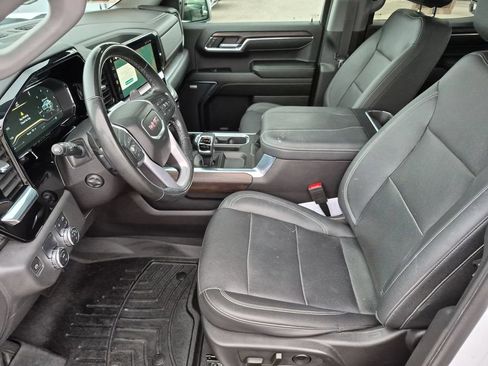 Used 2023 GMC Sierra 1500 SLT w/ SLT Premium Package RWD image 12