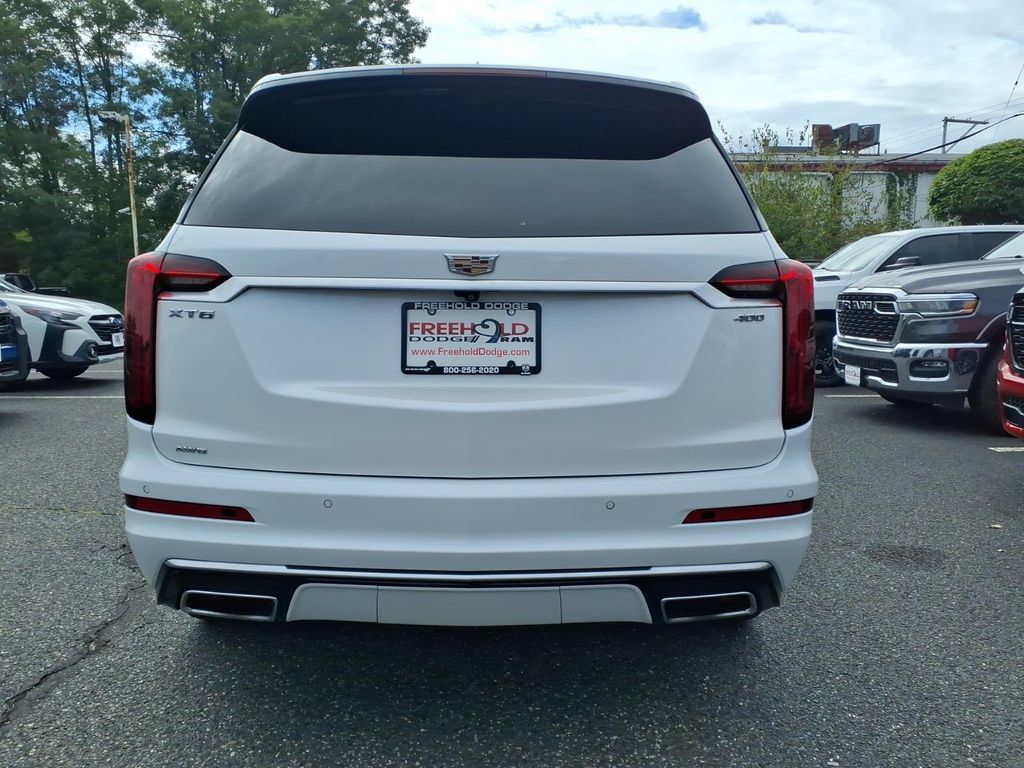 Used 2024 Cadillac XT6 Luxury AWD/4WD image 21