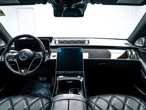 Used 2024 Mercedes-Benz Maybach S 580 4MATIC image 15