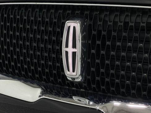 Used 2023 Lincoln Navigator L Reserve AWD/4WD image 38