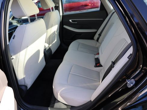 Certified 2025 Hyundai Sonata SEL image 19