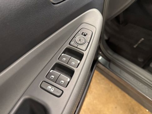 Used 2023 Hyundai Santa Fe SEL image 12