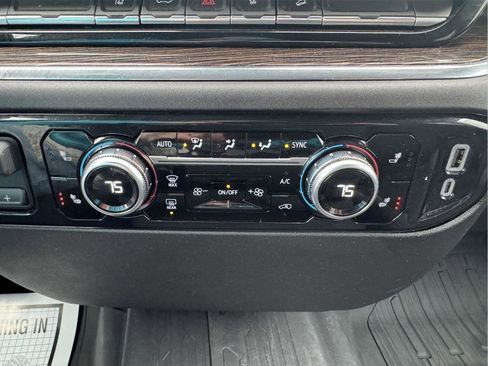 Used 2024 GMC Sierra 2500 SLE w/ SLE Value Package; image 27