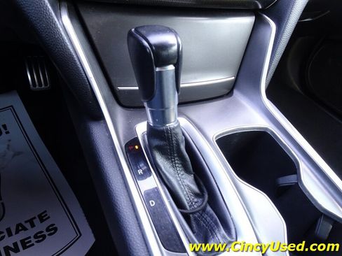 Used 2021 Honda Accord Sport image 17