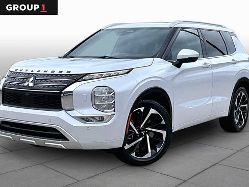 Used 2022 Mitsubishi Outlander SEL image 1