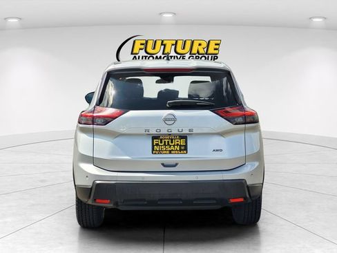 Certified 2024 Nissan Rogue S AWD/4WD image 8