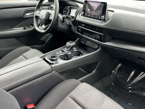 New 2026 Nissan Rogue SV AWD/4WD image 16