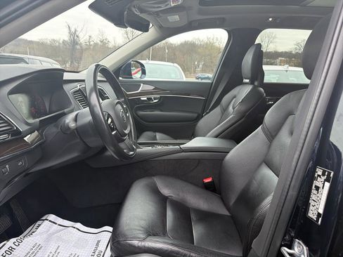 Used 2016 Volvo XC90 T6 Momentum w/ Momentum Plus Package image 19