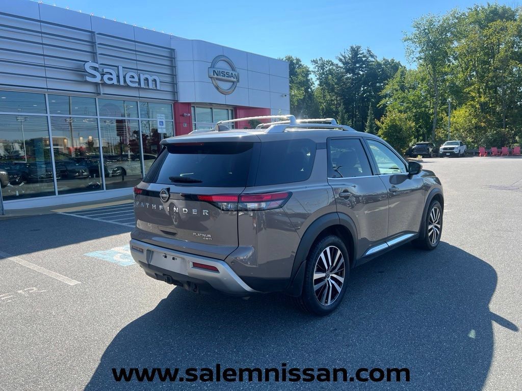 Used 2023 Nissan Pathfinder Platinum AWD/4WD image 7