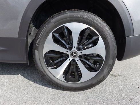 Certified 2025 Mercedes-Benz GLB 250 4MATIC image 7