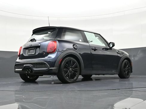 Used 2022 MINI Cooper S image 28
