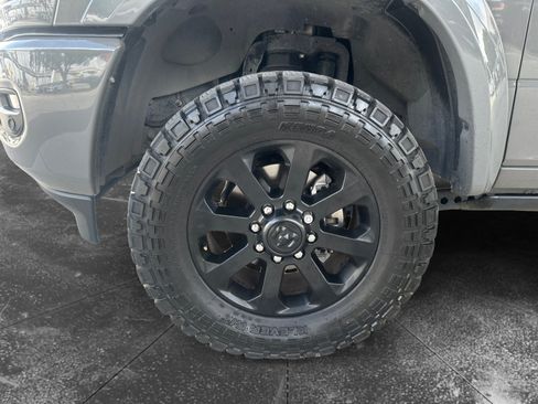 Used 2025 RAM 2500 Laramie AWD/4WD image 9