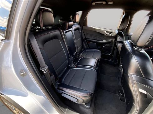 Used 2025 Ford Escape ST-Line FWD image 19