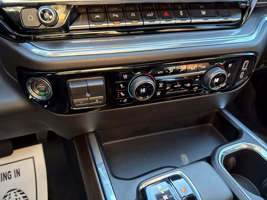 Used 2024 Chevrolet Silverado 1500 High Country AWD/4WD image 41