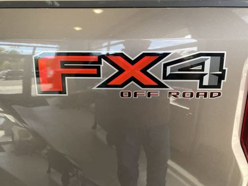 Used 2022 Ford F250 Lariat AWD/4WD image 19