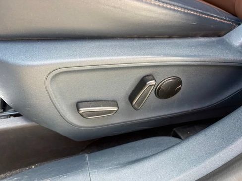 Used 2022 Ford Maverick Lariat w/ Lariat Luxury Package FWD image 27