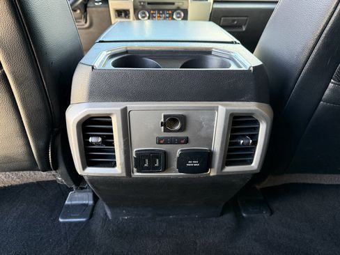 Used 2018 Ford F350 Lariat w/ Lariat Ultimate Package AWD/4WD image 32