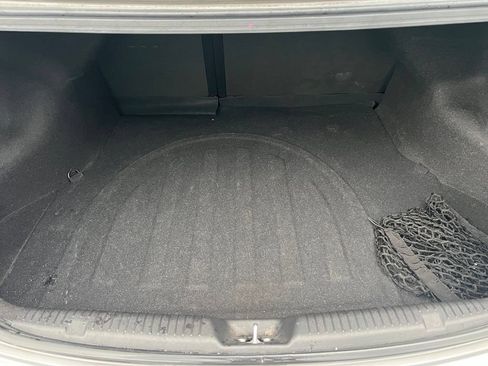 Used 2013 Hyundai Elantra GLS FWD image 11