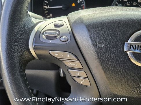 Used 2014 Nissan Pathfinder Platinum w/ Platinum Premium Package FWD image 24