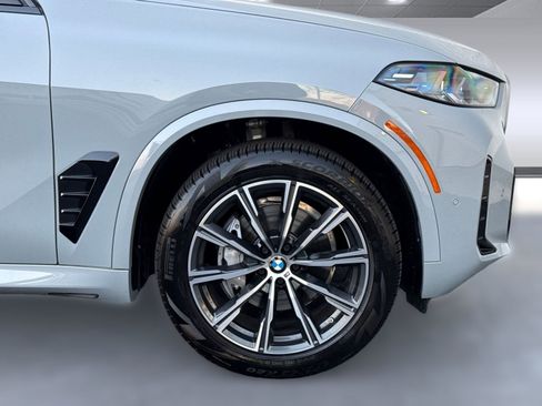 Certified 2025 BMW X5 xDrive40i image 10