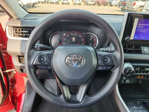 Used 2023 Toyota RAV4 XLE image 19