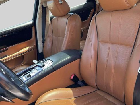 Used 2013 Jaguar XJ AWD image 7