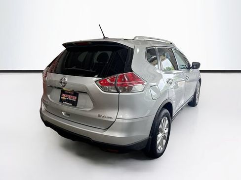 Used 2015 Nissan Rogue SV AWD/4WD image 6