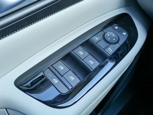 New 2026 Nissan Murano SV image 14