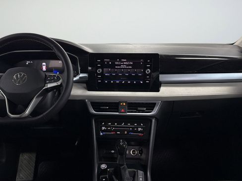 New 2026 Volkswagen Taos SE AWD/4WD image 34
