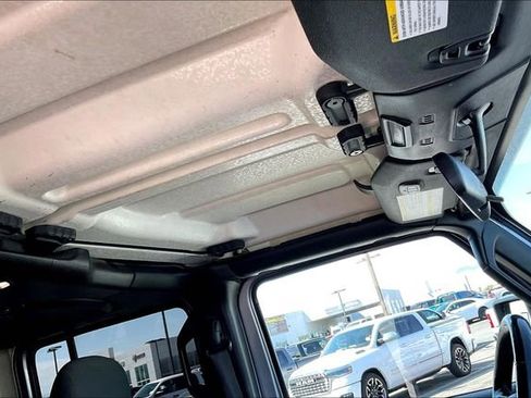 Used 2021 Jeep Wrangler Unlimited Sport AWD/4WD image 29