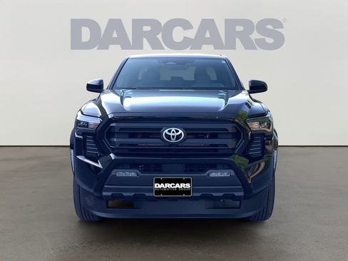 Used 2025 Toyota Tacoma SR5 AWD/4WD image 2