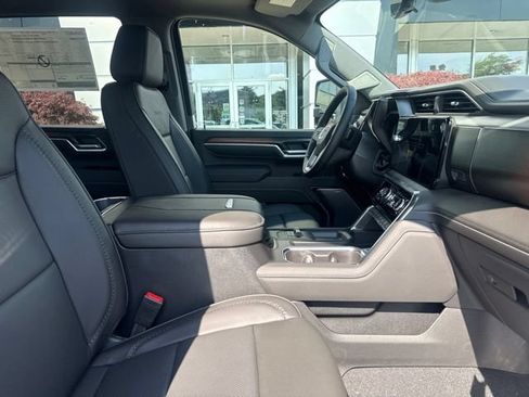 New 2026 GMC Sierra 2500 Denali w/ Denali Reserve Package AWD/4WD image 30