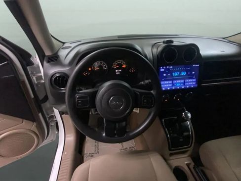 Used 2015 Jeep Patriot Sport FWD image 20