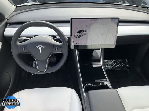 Used 2021 Tesla Model Y Long Range image 35
