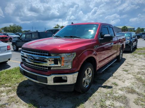 Used 2019 Ford F150 XLT w/ Equipment Group 302A Luxury RWD image 4