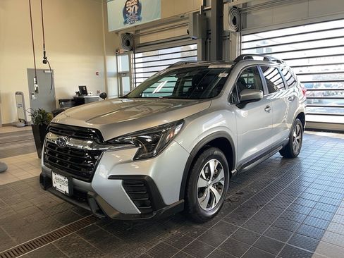 Used 2024 Subaru Ascent Premium w/ Convenience Package AWD/4WD image 3