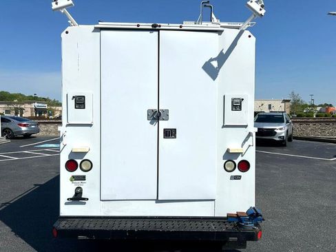 Used 2016 Ford Transit 350 138 DRW w/ Interior Upgrade Package image 6