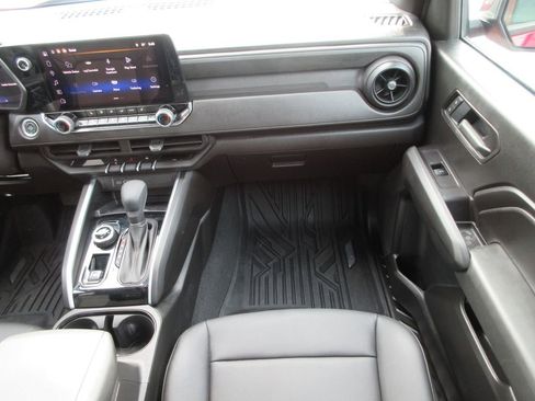 Certified 2025 Chevrolet Colorado Trail Boss image 17