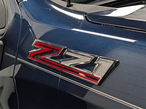 Certified 2022 Chevrolet Silverado 1500 RST image 3